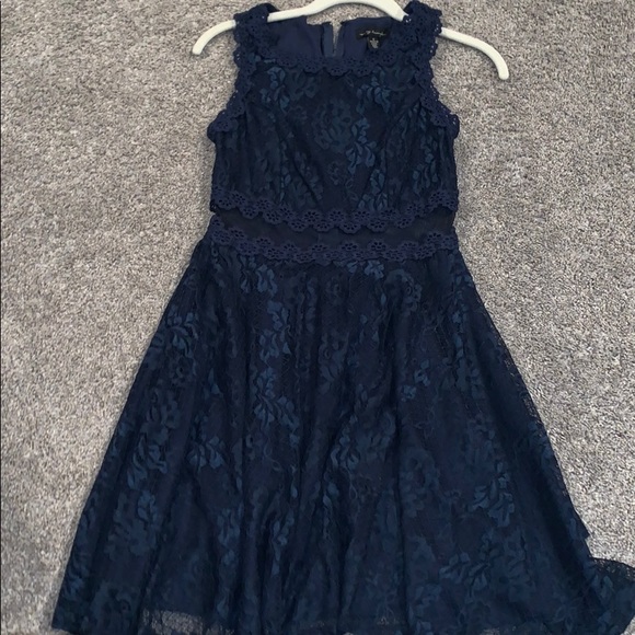 City Triangles Navy Blue Laced Dress - Picture 2 of 5